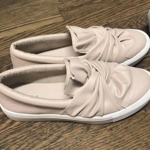 Mia size 7 1/2 shoes